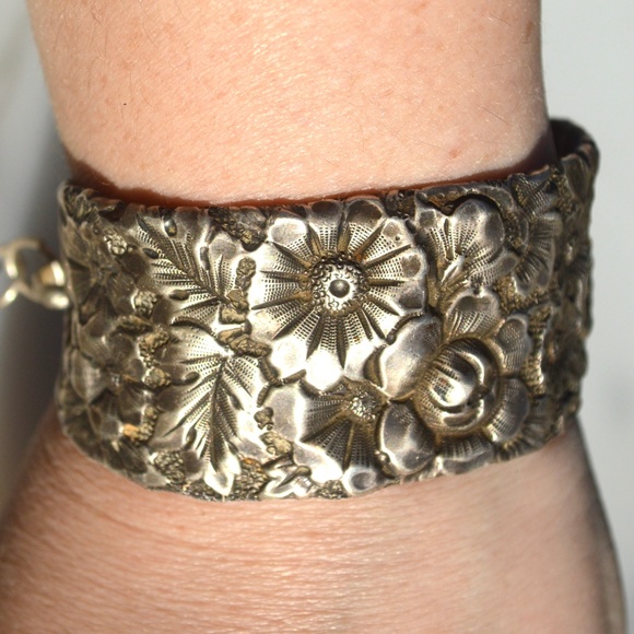 Antique Gorham Floral Sterling Silver Antique Cuff Bracelet Chain Repoussé 925